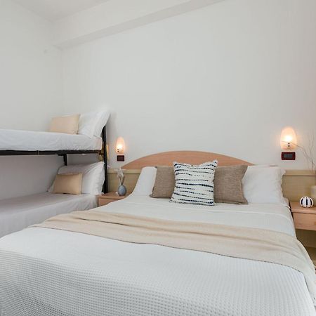 Hotel Teti Bellaria – Igea Marina Kültér fotó