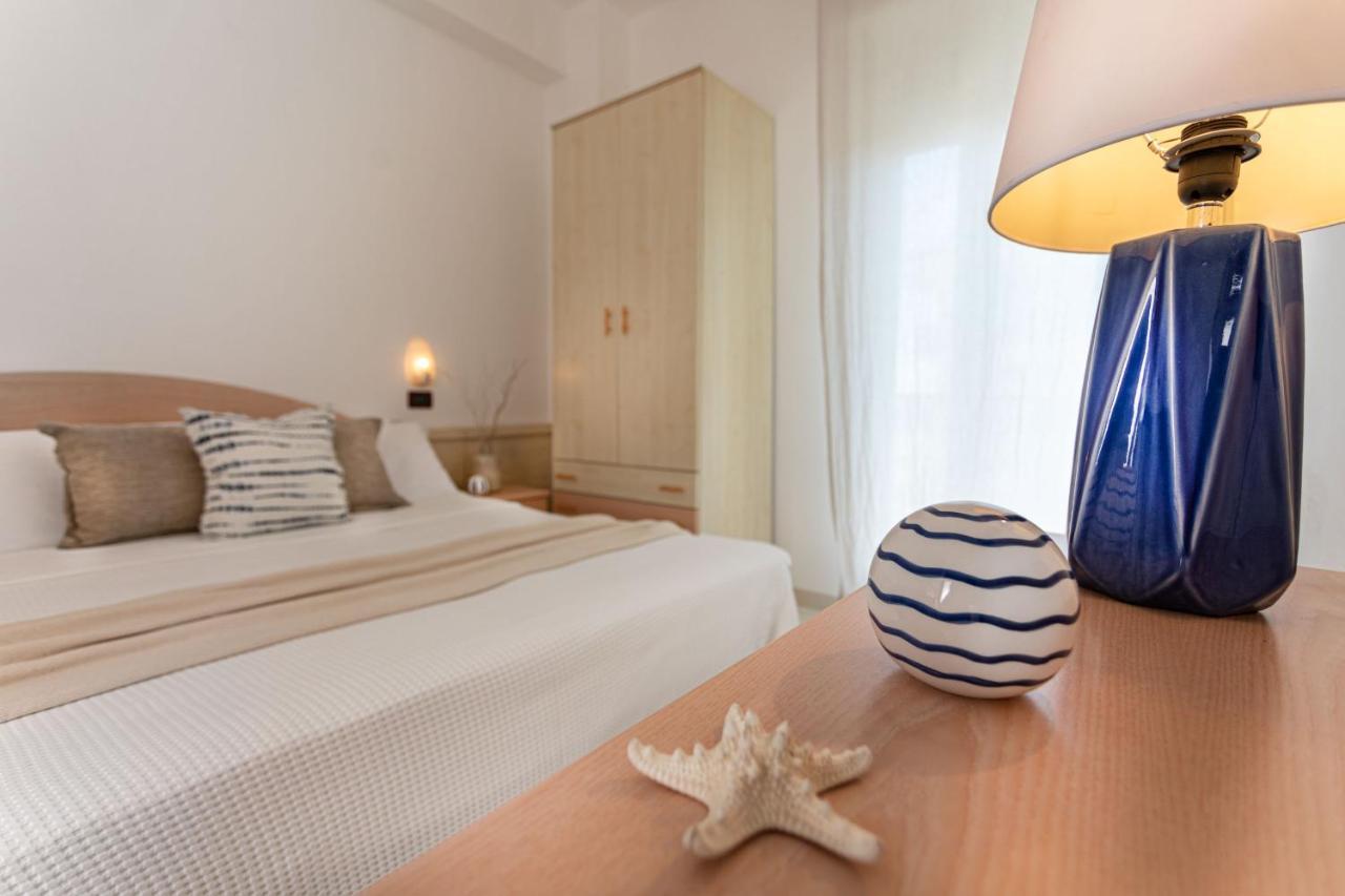Hotel Teti Bellaria – Igea Marina Kültér fotó