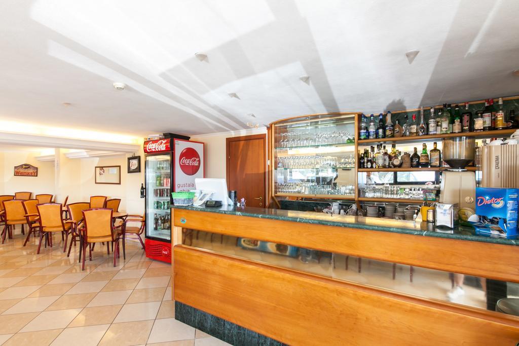 Hotel Teti Bellaria – Igea Marina Kültér fotó