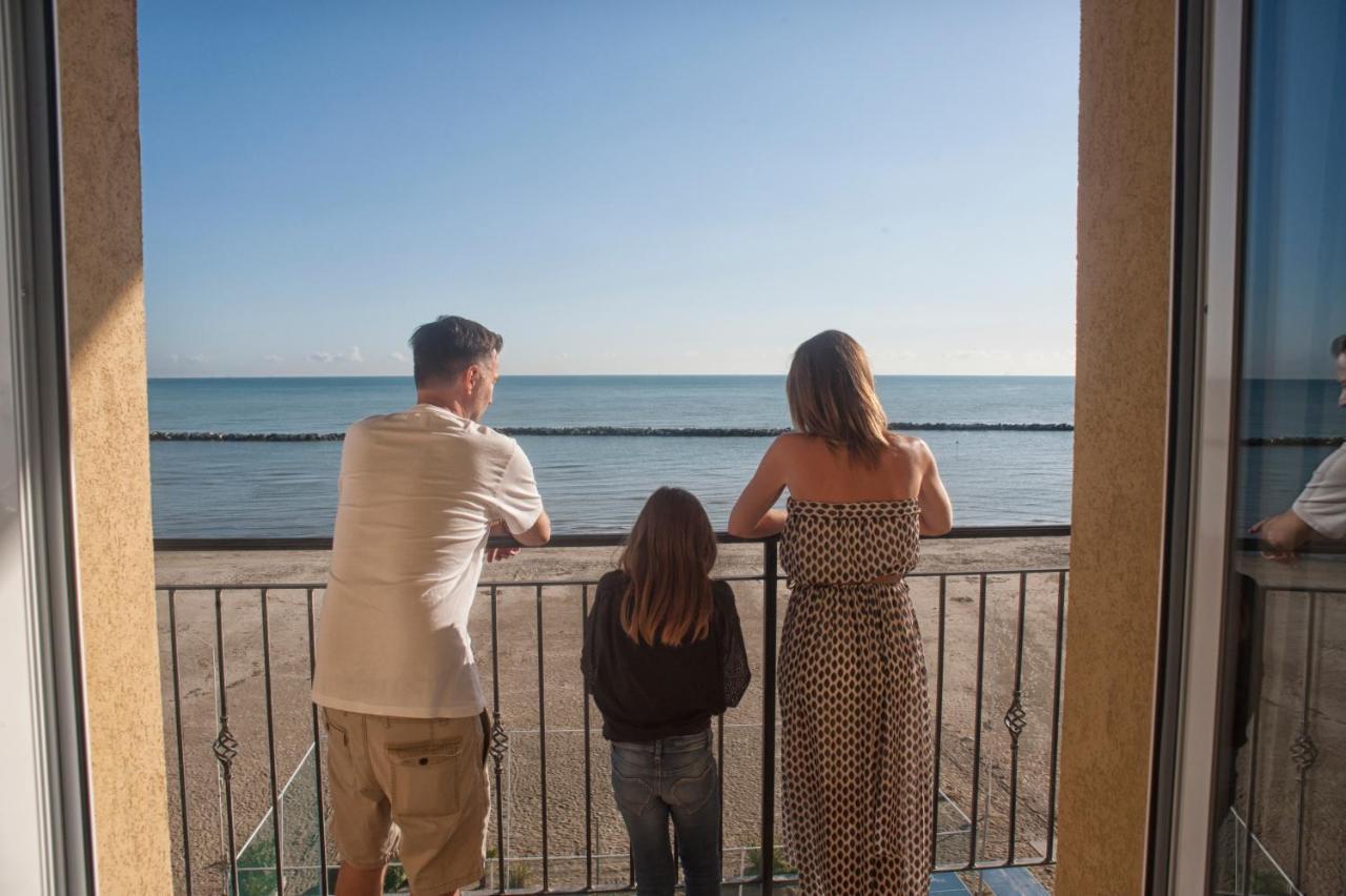 Hotel Teti Bellaria – Igea Marina Kültér fotó